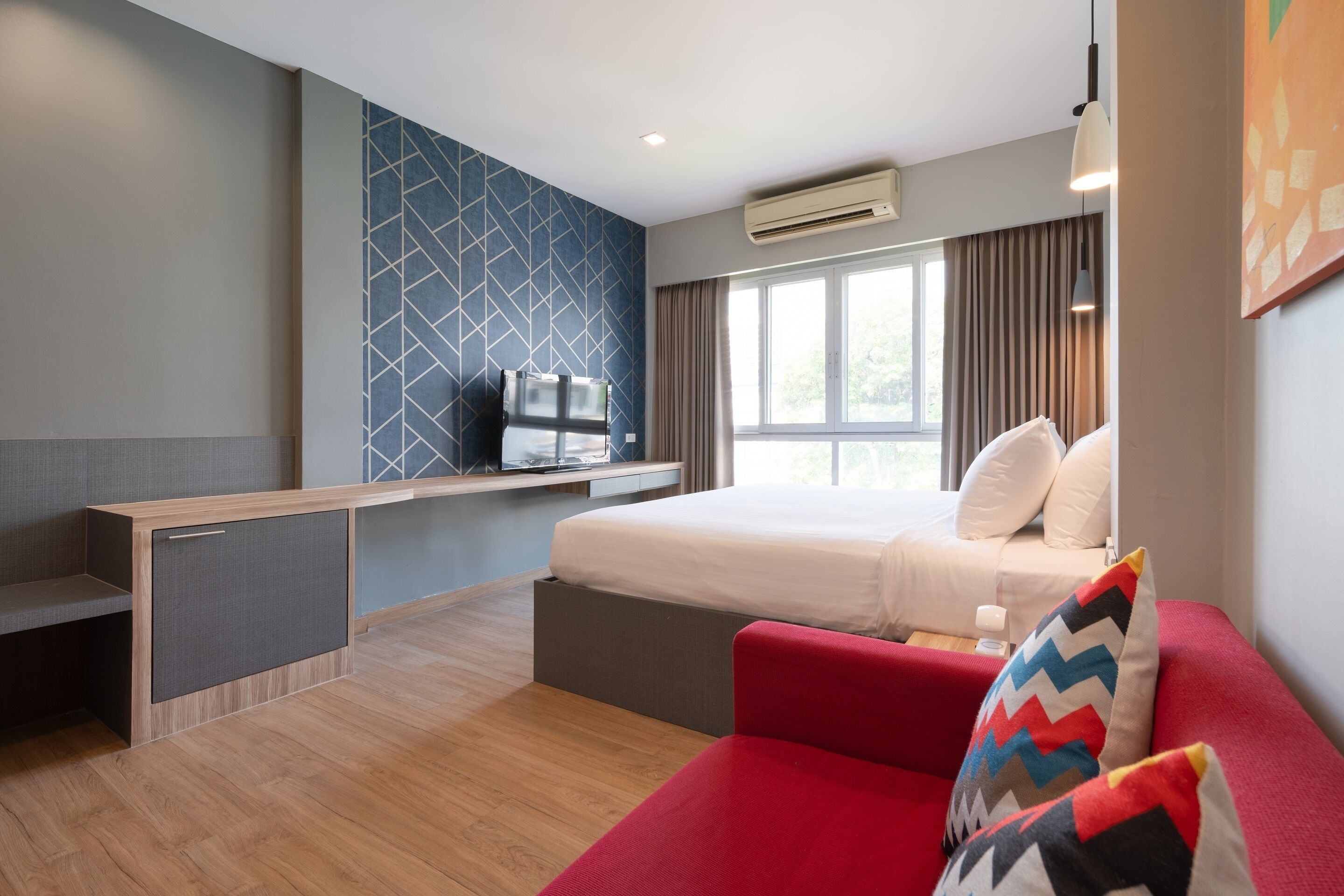 premier room | minibar, in-room safe, desk, blackout curtains