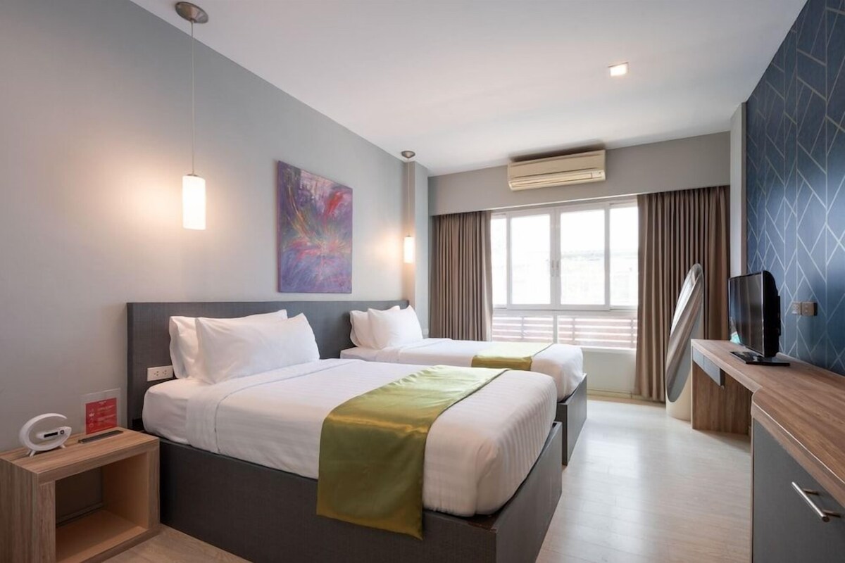 Minibar, in-room safe, desk, blackout drapes