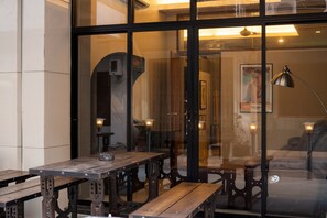 Exterior detail -  iCheck inn Gems Center Silom (Bangkok)