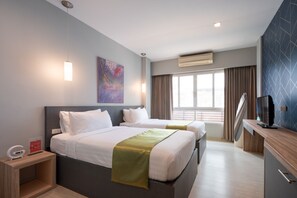 Deluxe Twin Room -  iCheck inn Gems Center Silom (Bangkok)