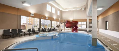 Piscine couverte, piscine chauffée