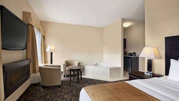 Studio Suite, 1 King Bed, Non Smoking | Desk, iron/ironing board, free WiFi, bed sheets
