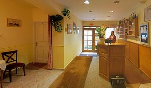 Lobby - Hotel Corvin (Gyor)