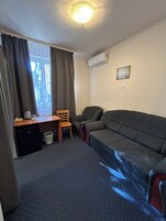 Apartment | In-room safe, free WiFi, bed sheets