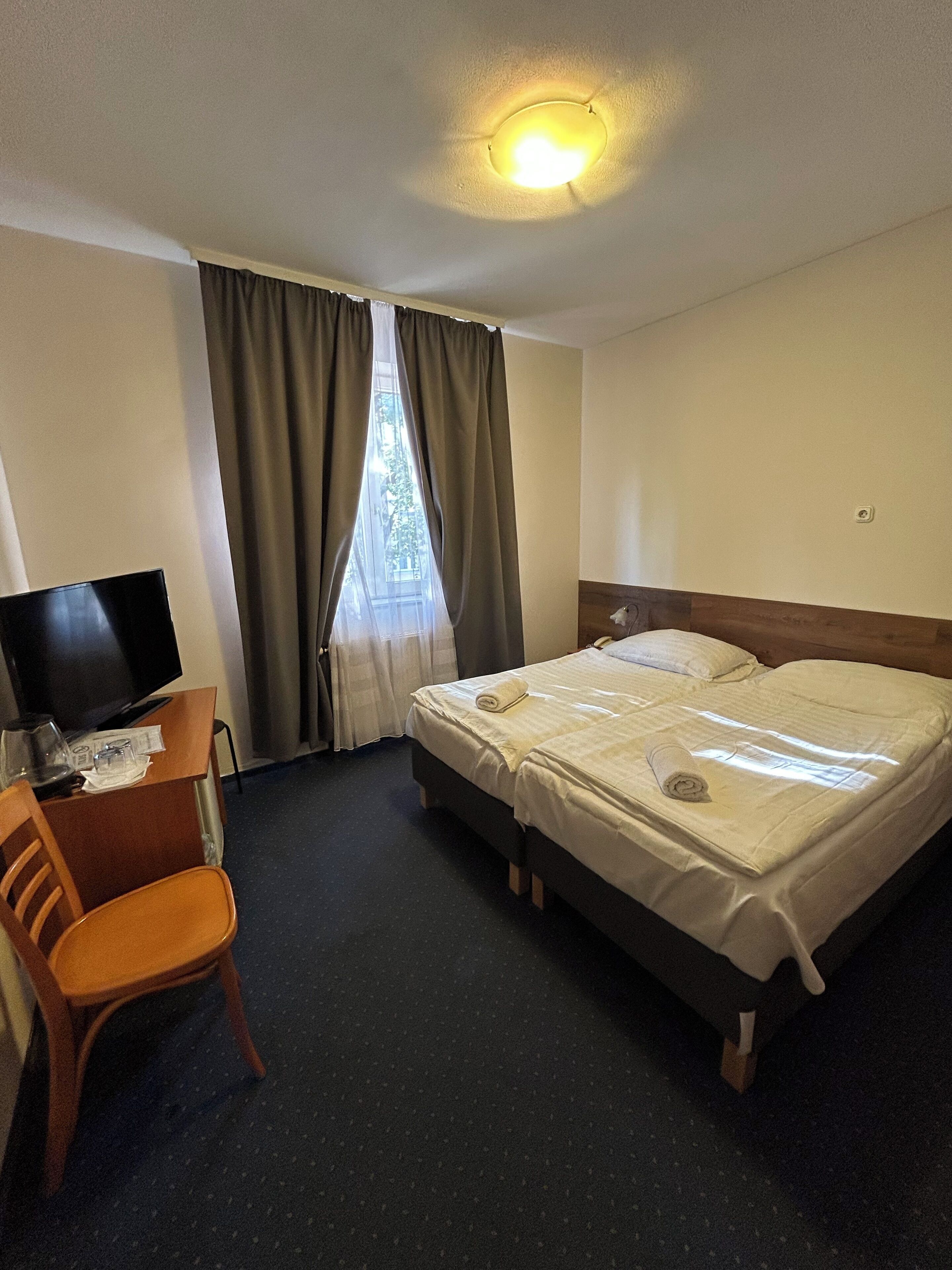 double or twin room | in-room safe, free wifi, bed sheets