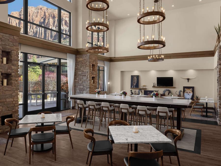 Free daily buffet breakfast