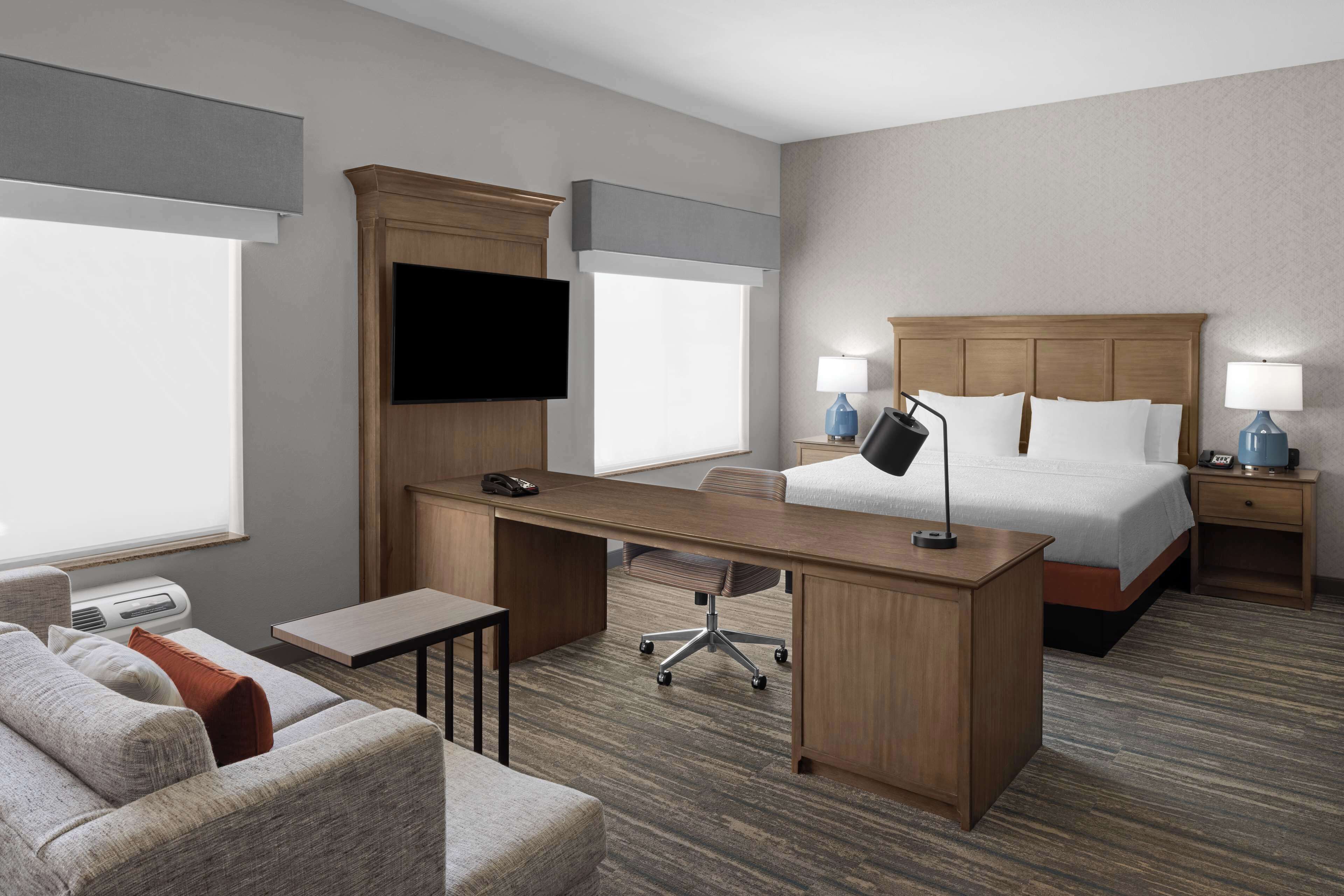 suite, one king bed | in-room safe, iron/ironing board, free wifi, bed sheets