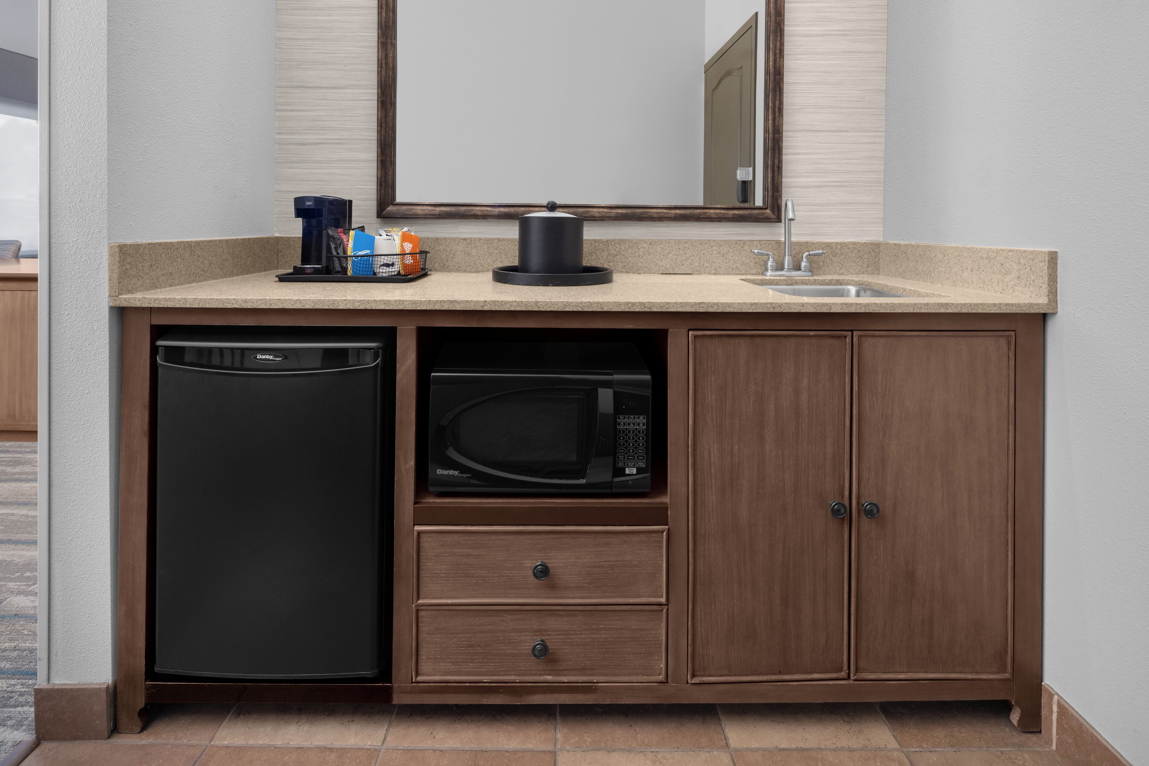 Värdeförvaringsskåp på rummet, strykjärn/strykbräda och gratis wi-fi