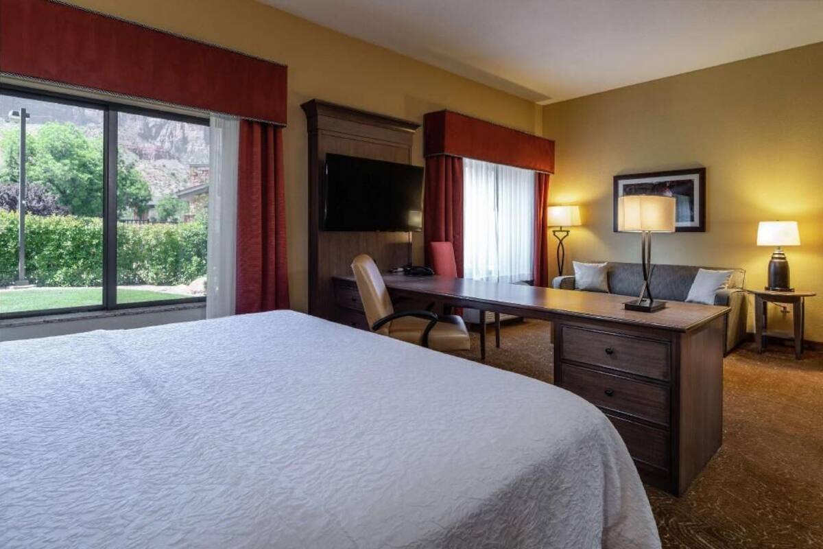 In-room safe, iron/ironing board, free WiFi, bed sheets