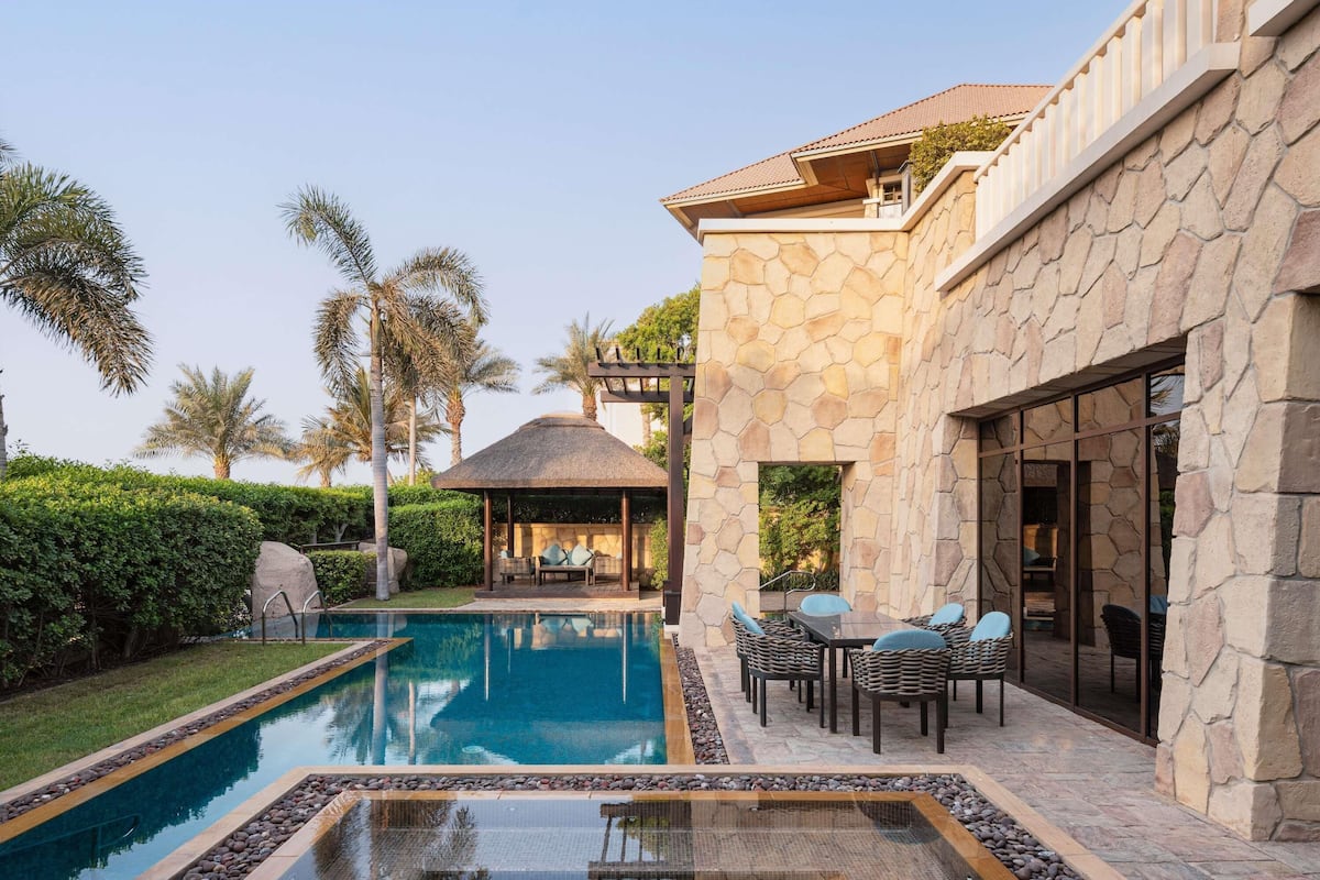 Deluxe villa, 3 slaapkamers, privézwembad, aan het strand (Beach) | 1 slaapkamer, lakens van Egyptisch katoen, luxe beddengoed, een minibar