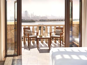1 bedroom, Egyptian cotton sheets, premium bedding, minibar