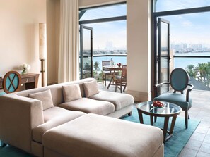 Family Apartment, 2 Bedrooms, Kitchen, Sea View | Egyptian cotton sheets, premium bedding, minibar, in-room safe - Sofitel Dubai The Palm Resort & Spa (Dubai)