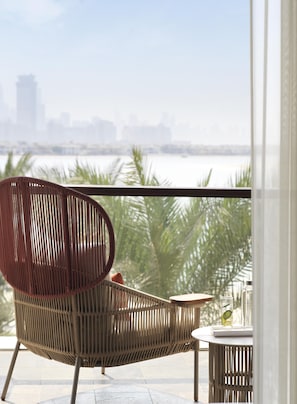 Signature suite | Uitzicht vanaf balkon