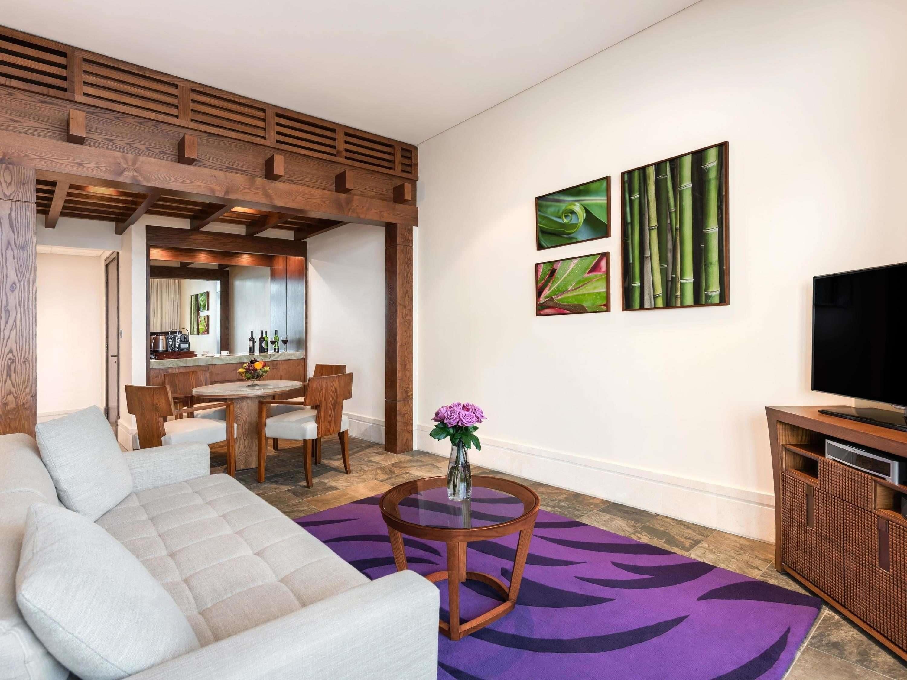 Club Suite, 1 King Bed with Sofa bed, Club Lounge Access, Sea View (Prestige)