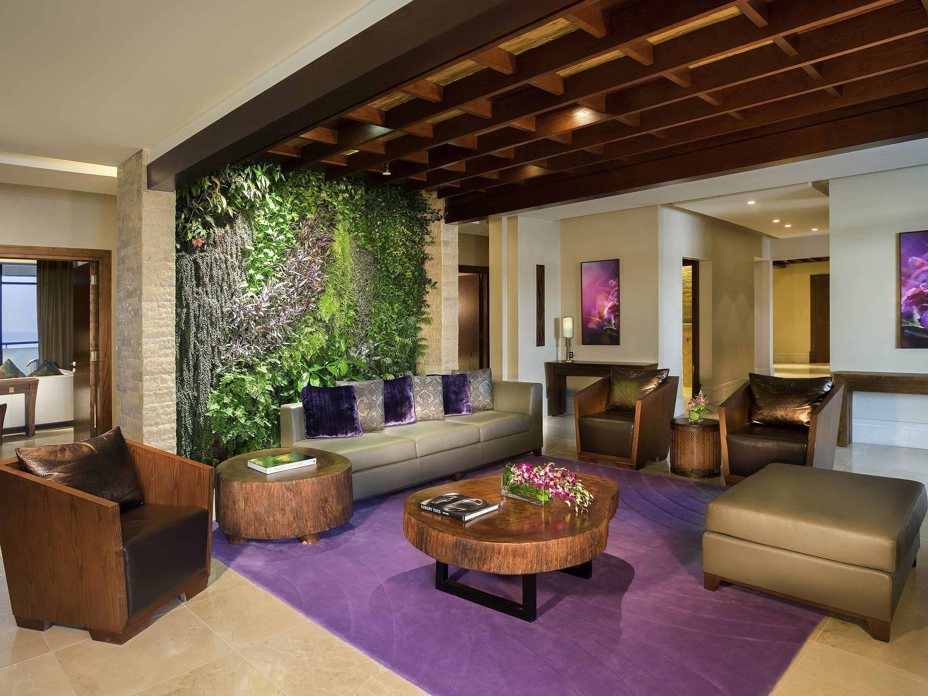 Egyptian cotton sheets, premium bedding, minibar, in-room safe