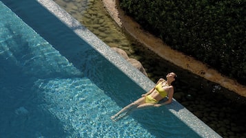 5 piscines extérieures, tentes de plage, parasols de plage