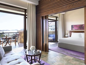 1 bedroom, Egyptian cotton sheets, premium bedding, minibar
