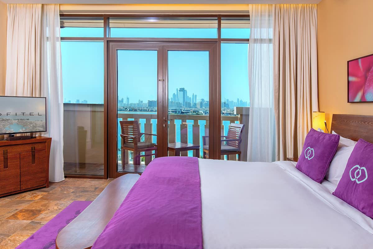 club suite, 2 bedrooms, club lounge access, sea view (opera) | view from room
