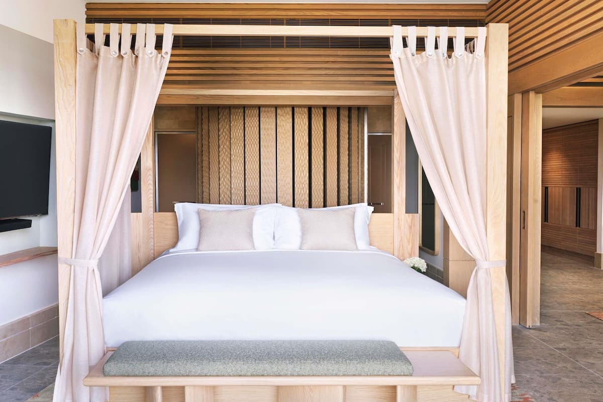 1 bedroom, Egyptian cotton sheets, premium bedding, minibar