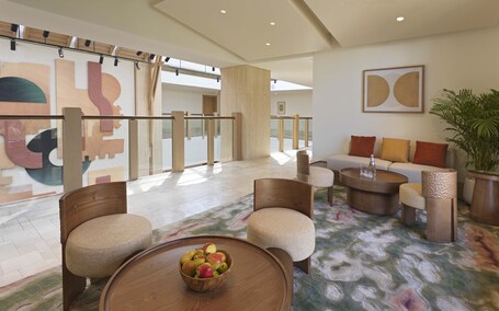 Sofitel Dubai The Palm Resort Spa - Image 9