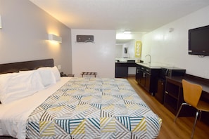 Free WiFi, bed sheets - Motel 6 Hamburg, NY (Hamburg)