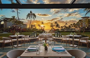 Lunch served, American cuisine, pool views