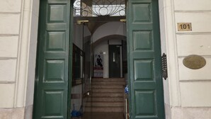 施設の入り口