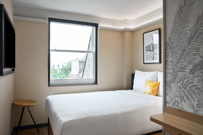 Habitación, 1 cama matrimonial (Compact 10sqm) | Ropa de cama hipoalergénica y caja de seguridad en la habitación 