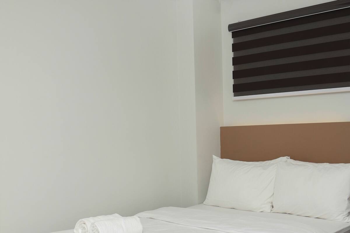 Standard Double Room, 1 Queen Bed | Soundproofing, free WiFi, bed sheets