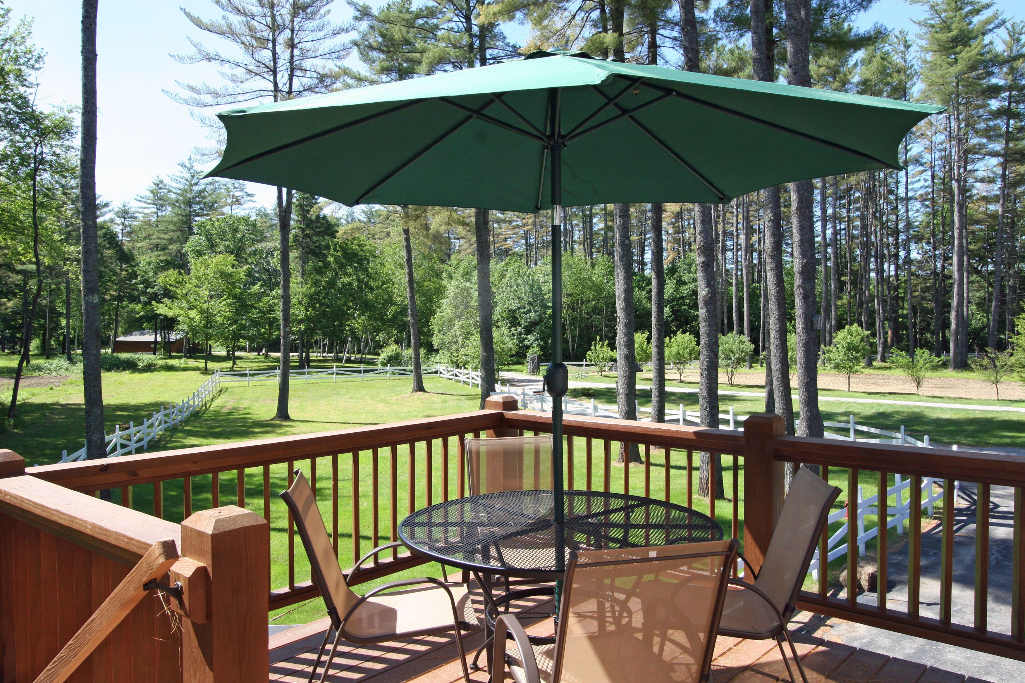 Gabrielle's Loft with refrigerator | 陽台