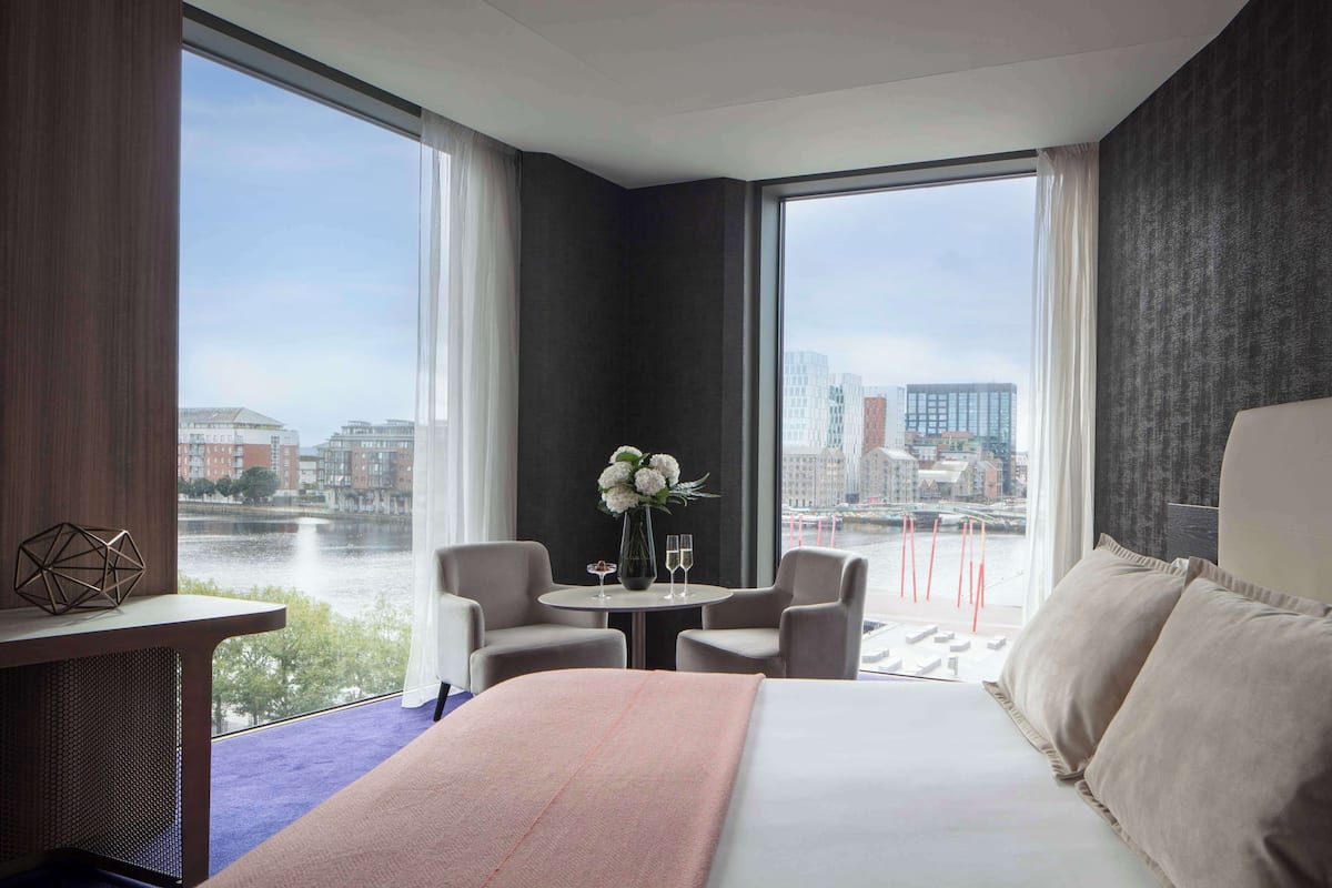 1 bedroom, minibar, in-room safe, desk