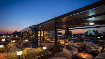 2 bares, bar en la azotea