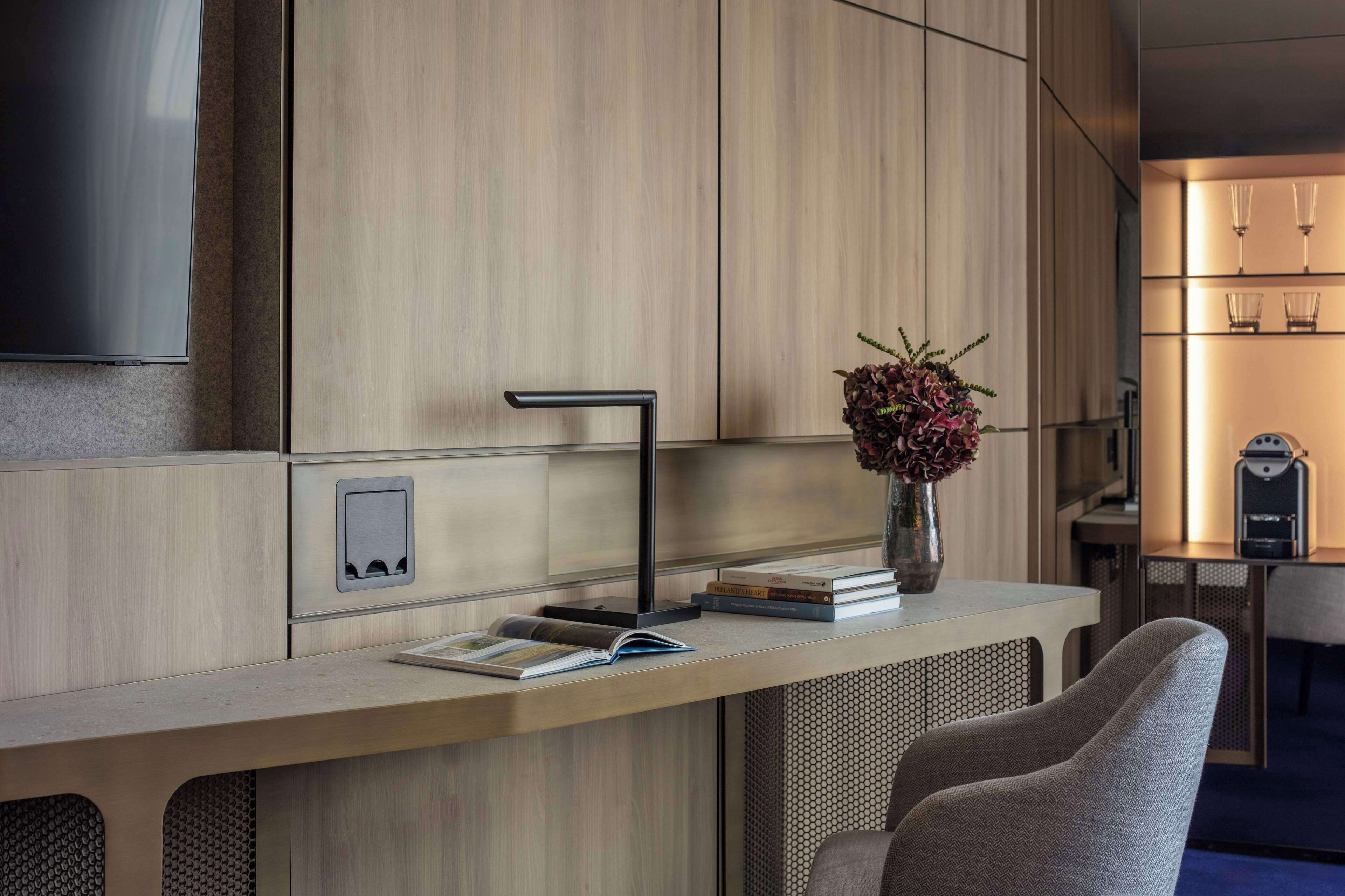 1 bedroom, minibar, in-room safe, desk