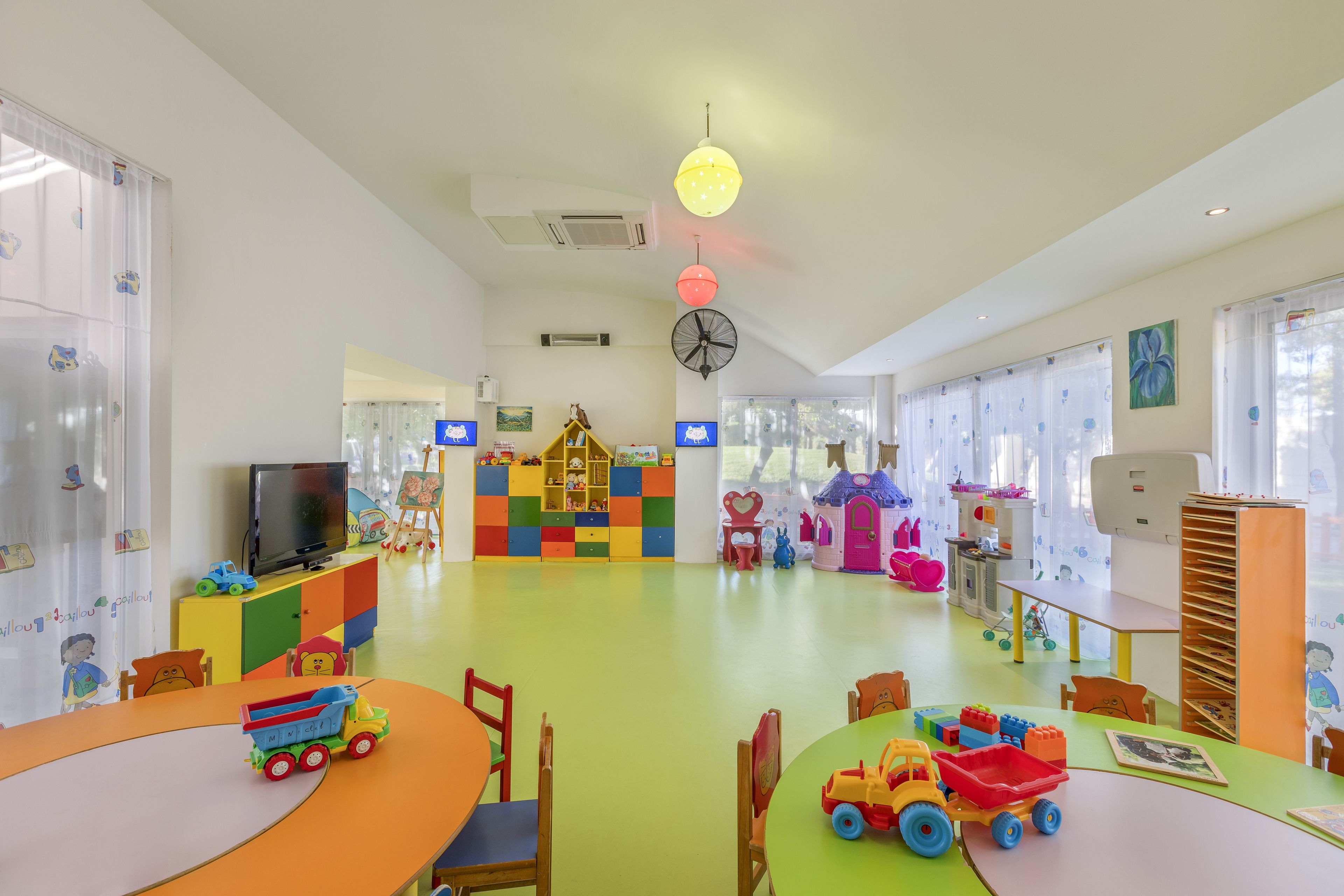 children’s play area – indoor