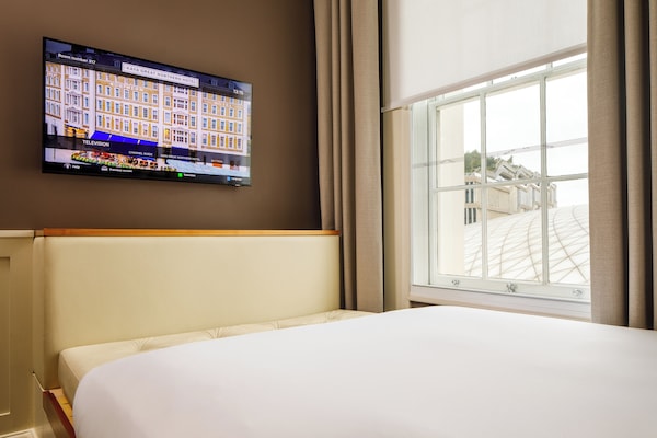 Tweepersoonskamer | Lakens van Egyptisch katoen, een kluis op de kamer