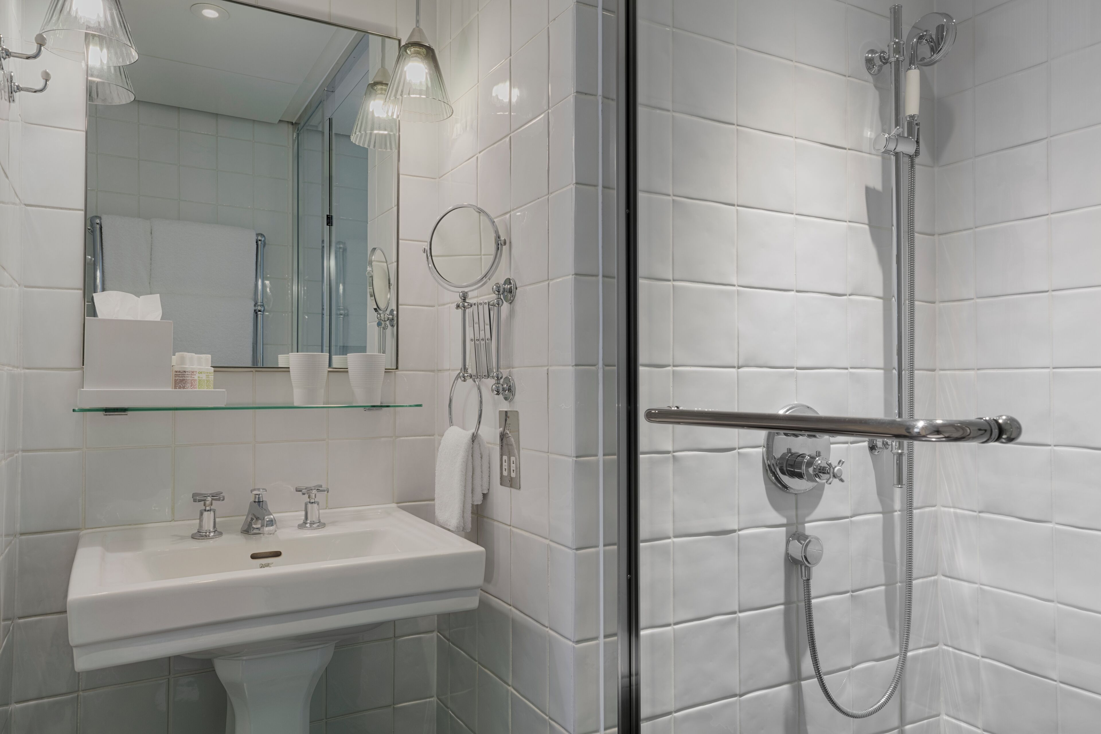 Photo - Kaya Great Northern Hotel, London