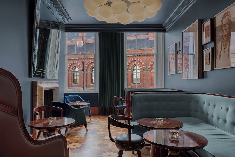Kaya Great Northern Hotel, London by null