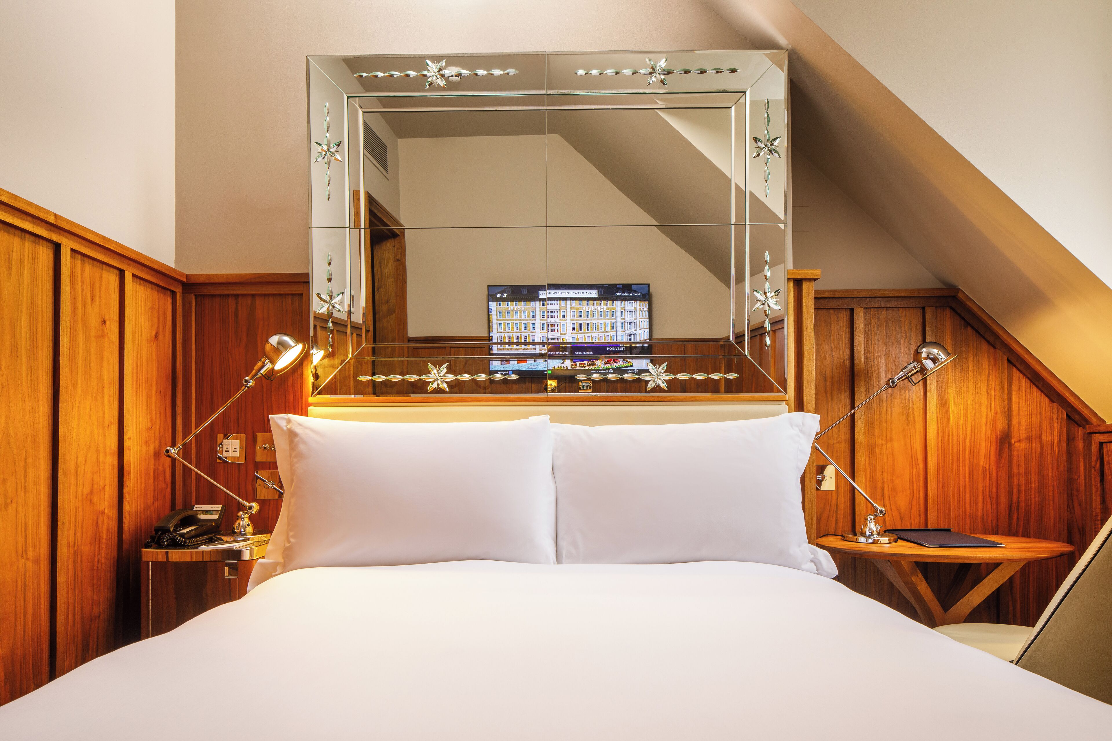 Photo - Kaya Great Northern Hotel, London