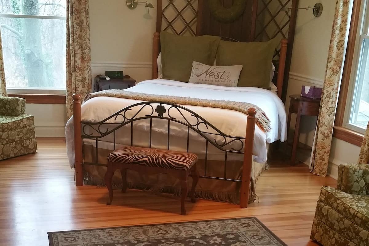 Premium Room, 1 Queen Bed, Non Smoking (The Nest) | Premium bedding, pillowtop beds, individually decorated