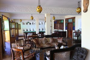 屋内結婚式場