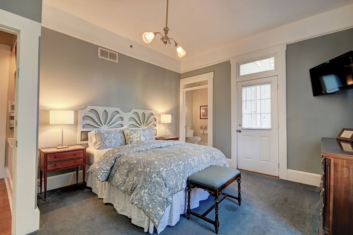 Premium bedding, individually decorated, individually furnished