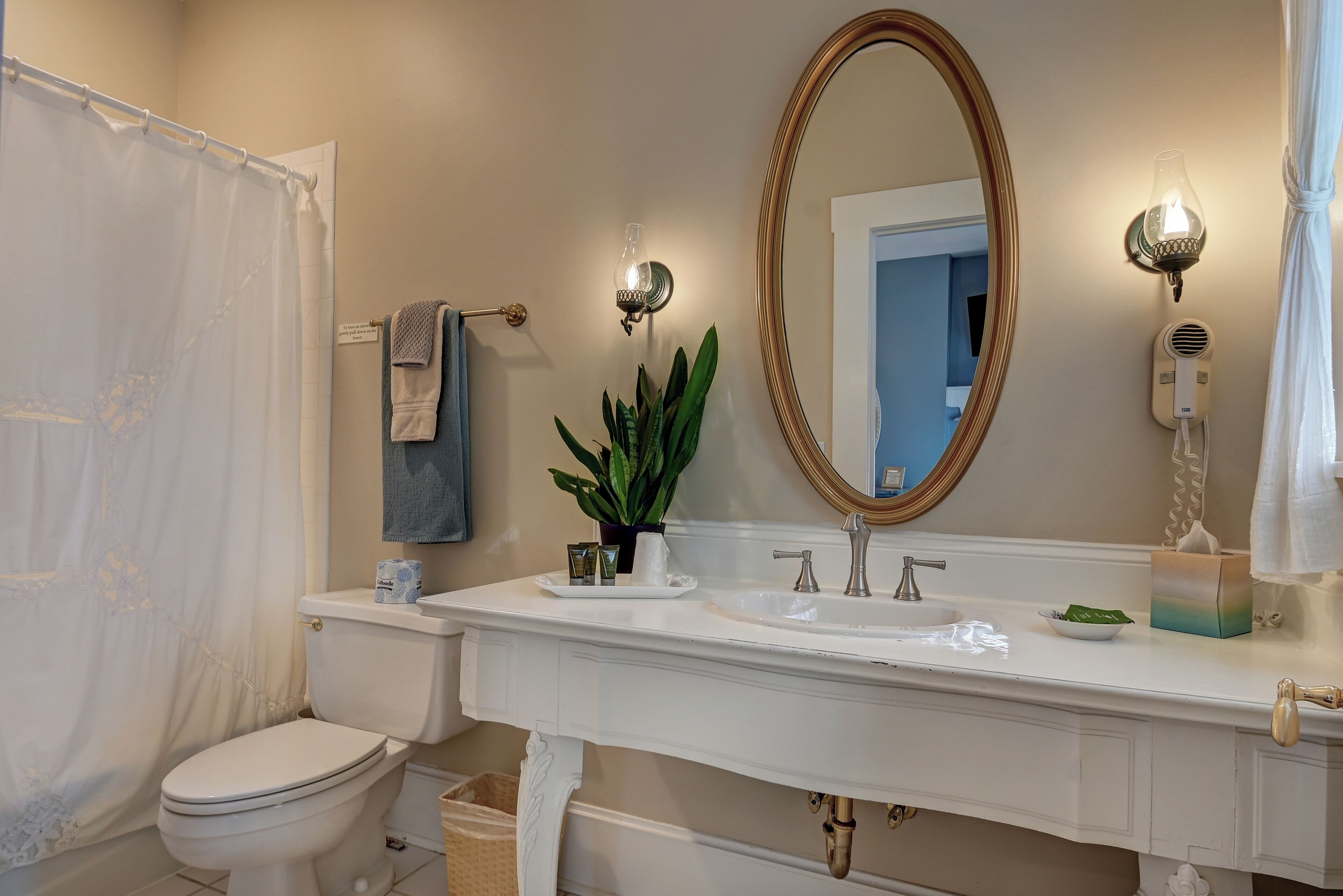 Photo - Prairie Guest House