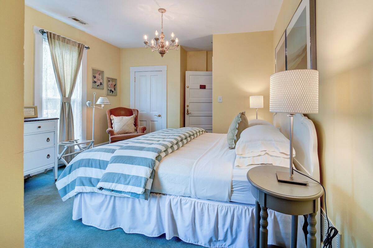 Garrity  Suite | أغطية فراش متميزة ومكواة/لوح كي وواي فاي مجانًا وبديكورات فريدة لكل غرفة