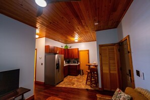 Studio Suite, 1 Bedroom (Adults Only) | Private kitchen | Coffee/tea maker - Jensen Beach Inn (Jensen Beach)