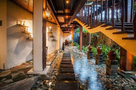 Interior. Junjungan Ubud Hotel & Spa