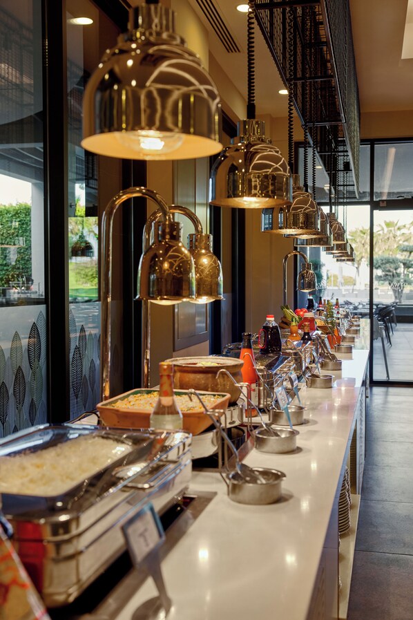 Desayuno buffet incluido todos los días
