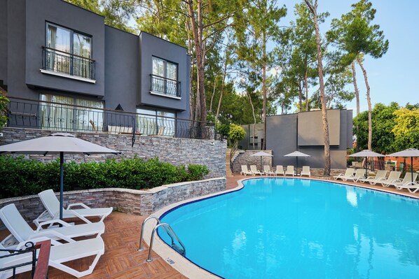 Superior Villa, 3 Bedrooms | Private pool - Mövenpick Resort Antalya Tekirova (Kemer)