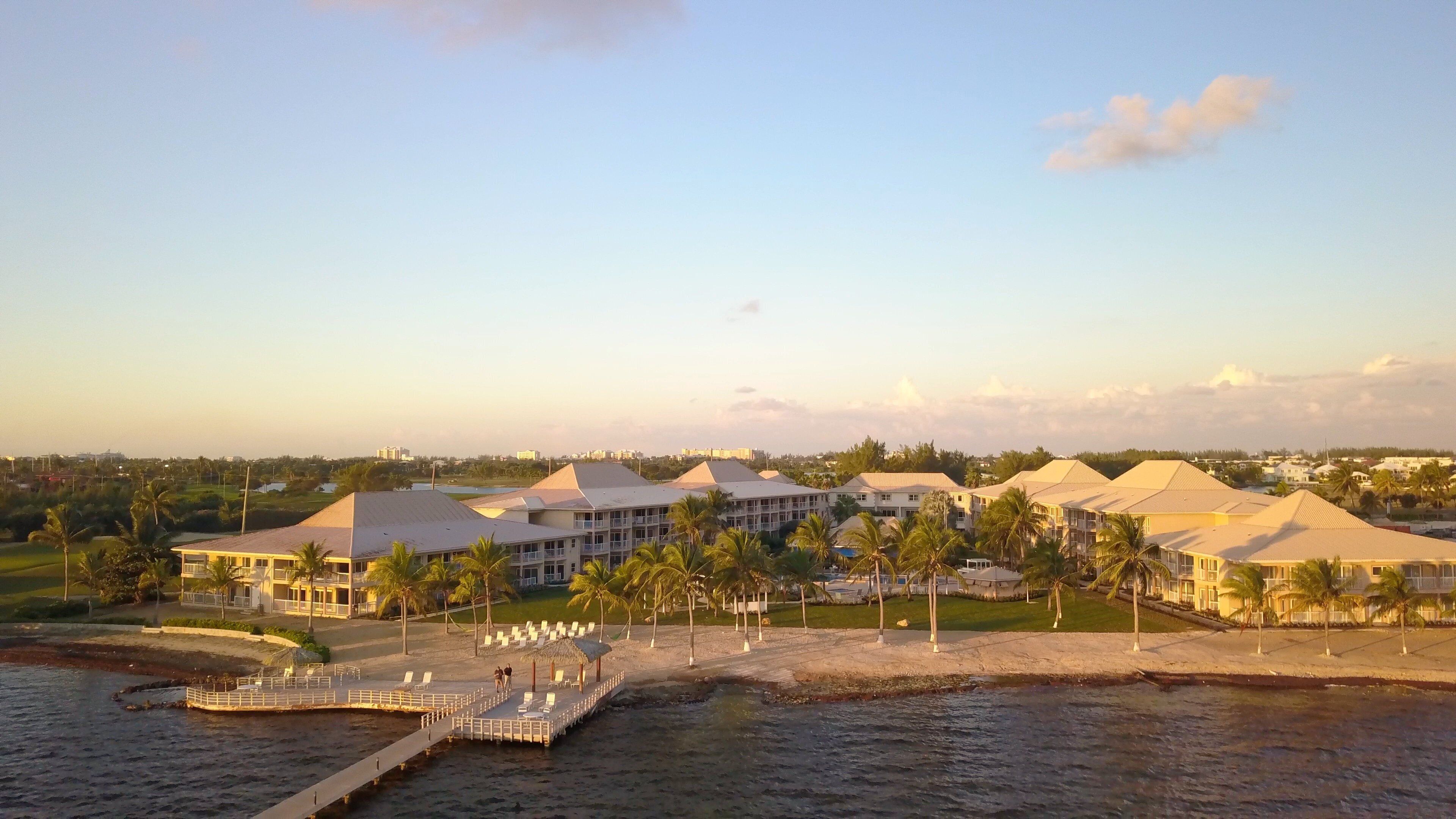 Holiday Inn Resort Grand Cayman