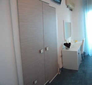 Room amenity - Caposkino Park Hotel (Gioiosa Marea)