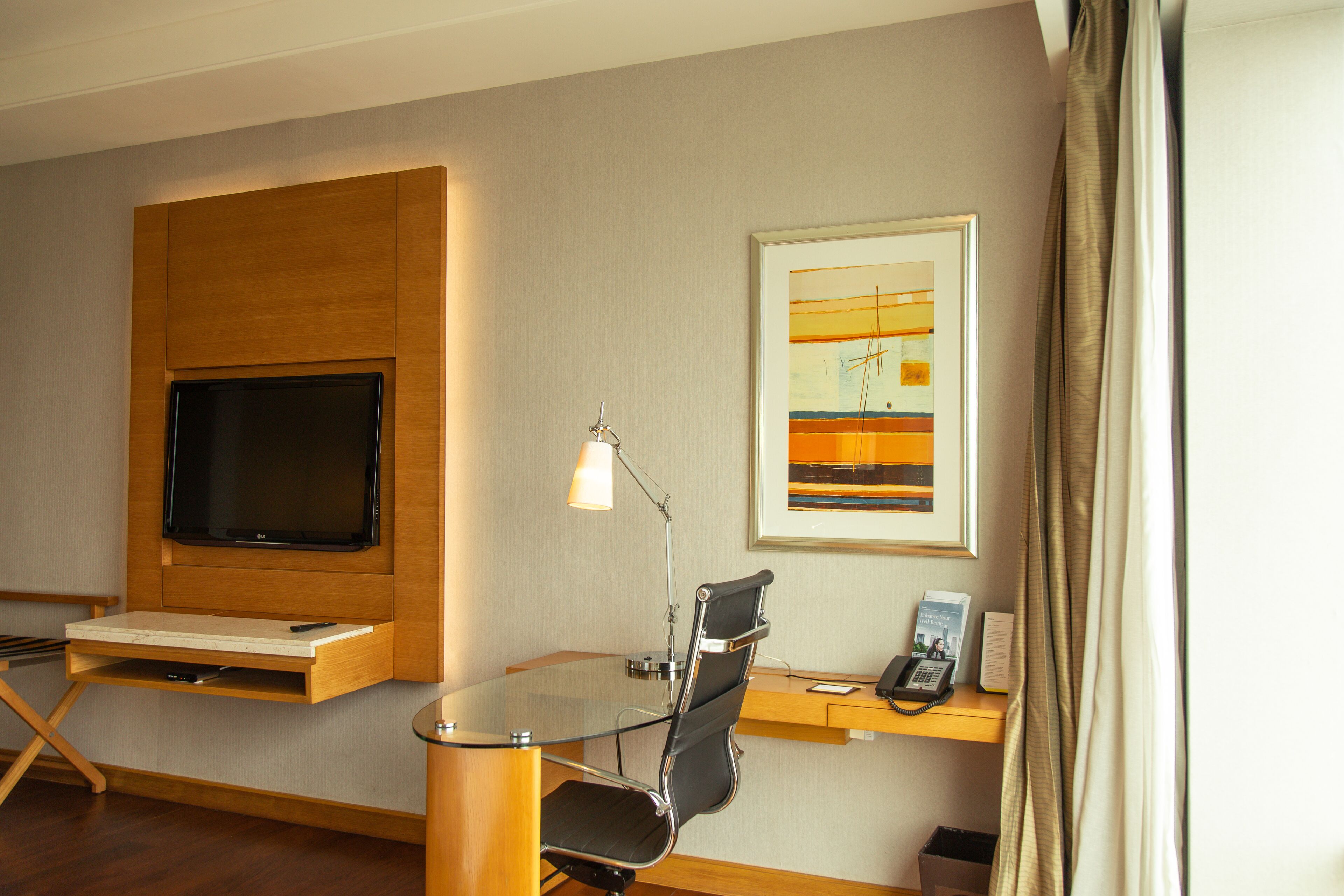room, 2 single beds, non smoking, pool view | living area | 42-inch lcd tv with satellite channels, tv, streaming services